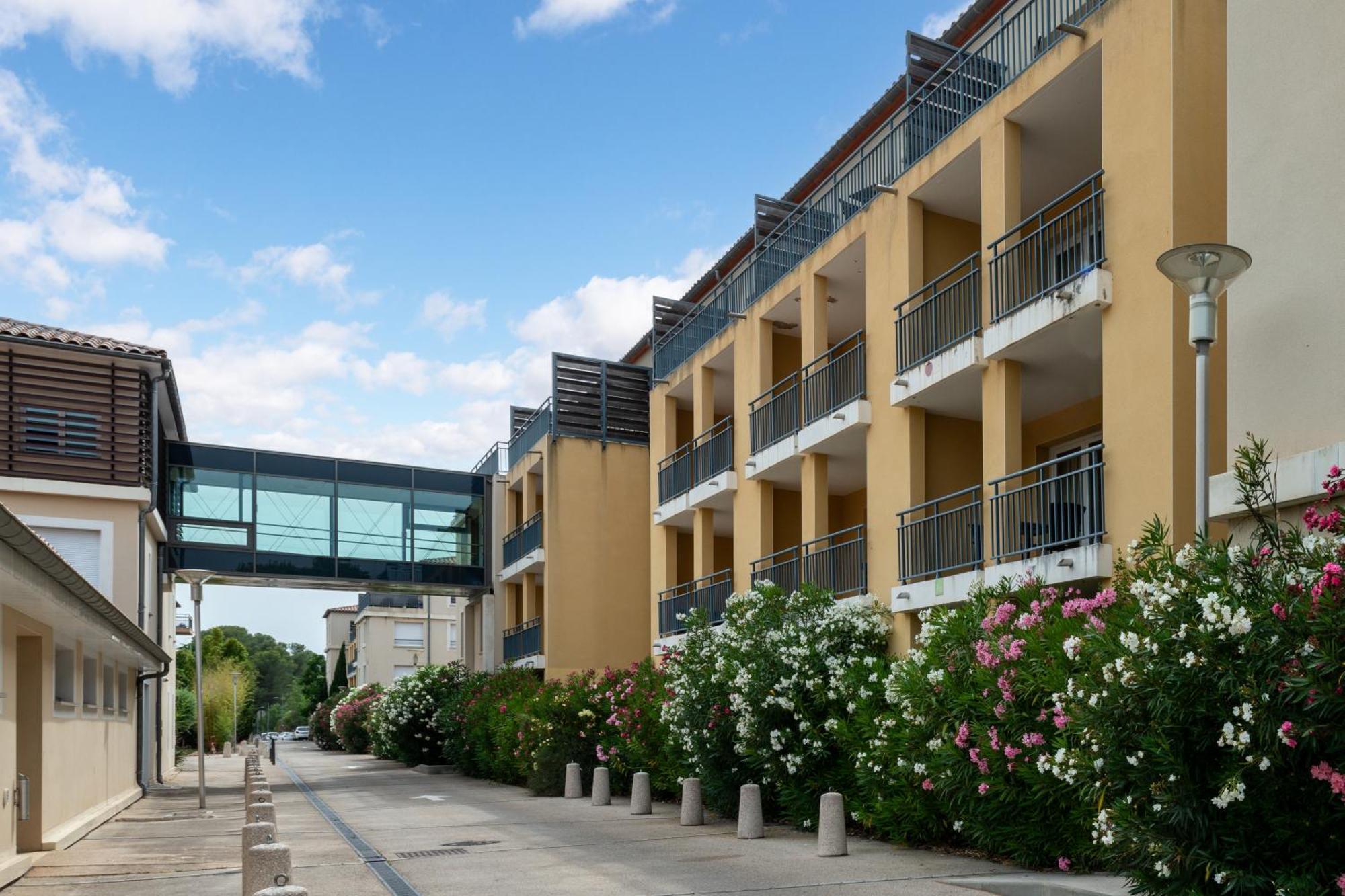 Zenitude Hotel La Valadiere, Ascend Hotel Collection Juvignac Kültér fotó
