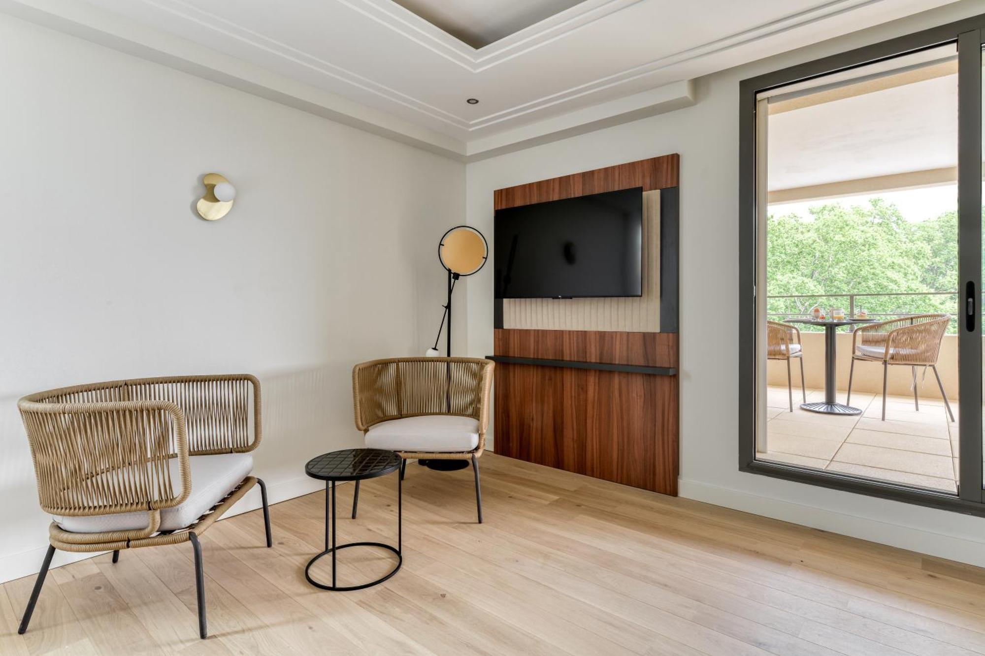 Zenitude Hotel La Valadiere, Ascend Hotel Collection Juvignac Kültér fotó