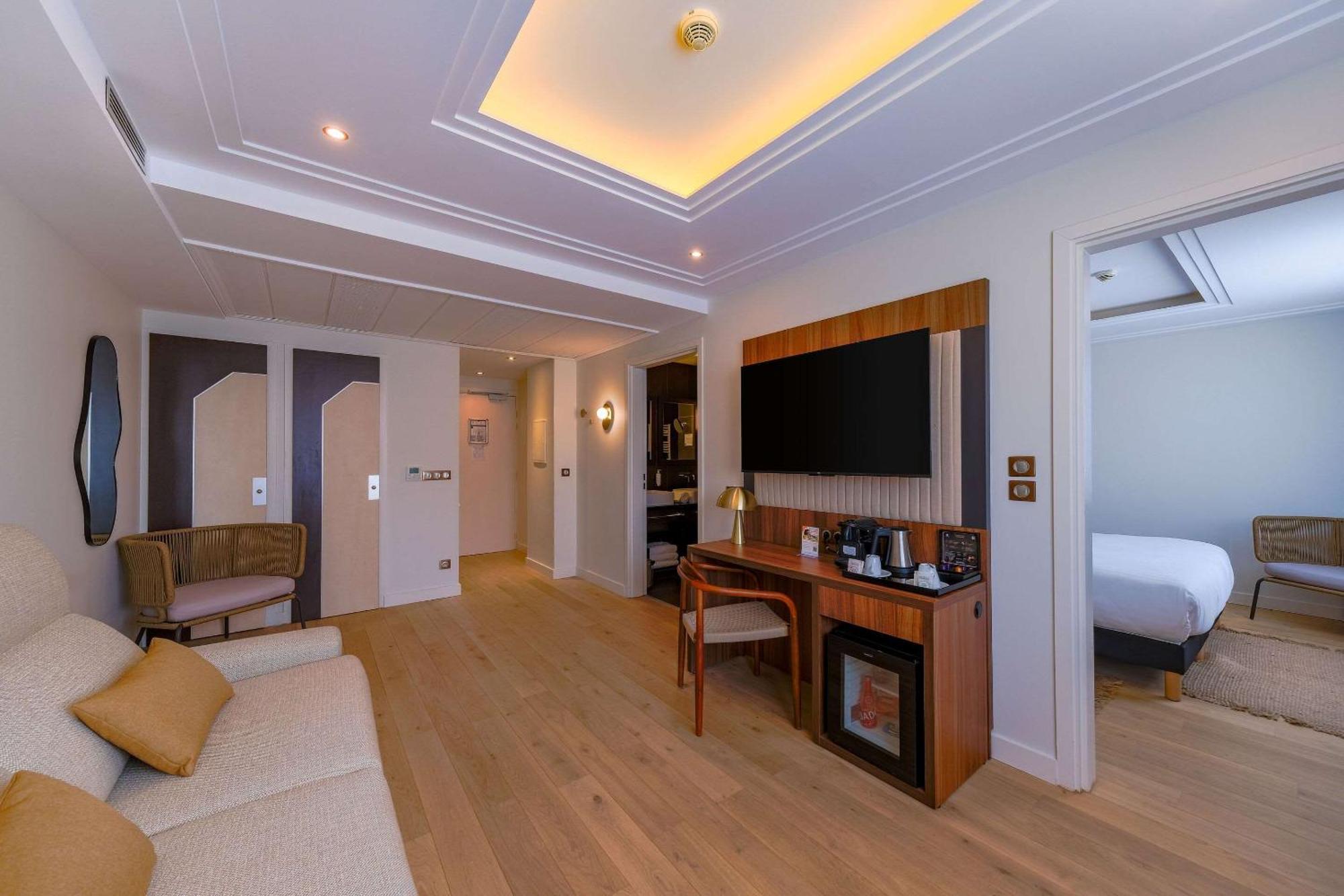 Zenitude Hotel La Valadiere, Ascend Hotel Collection Juvignac Kültér fotó