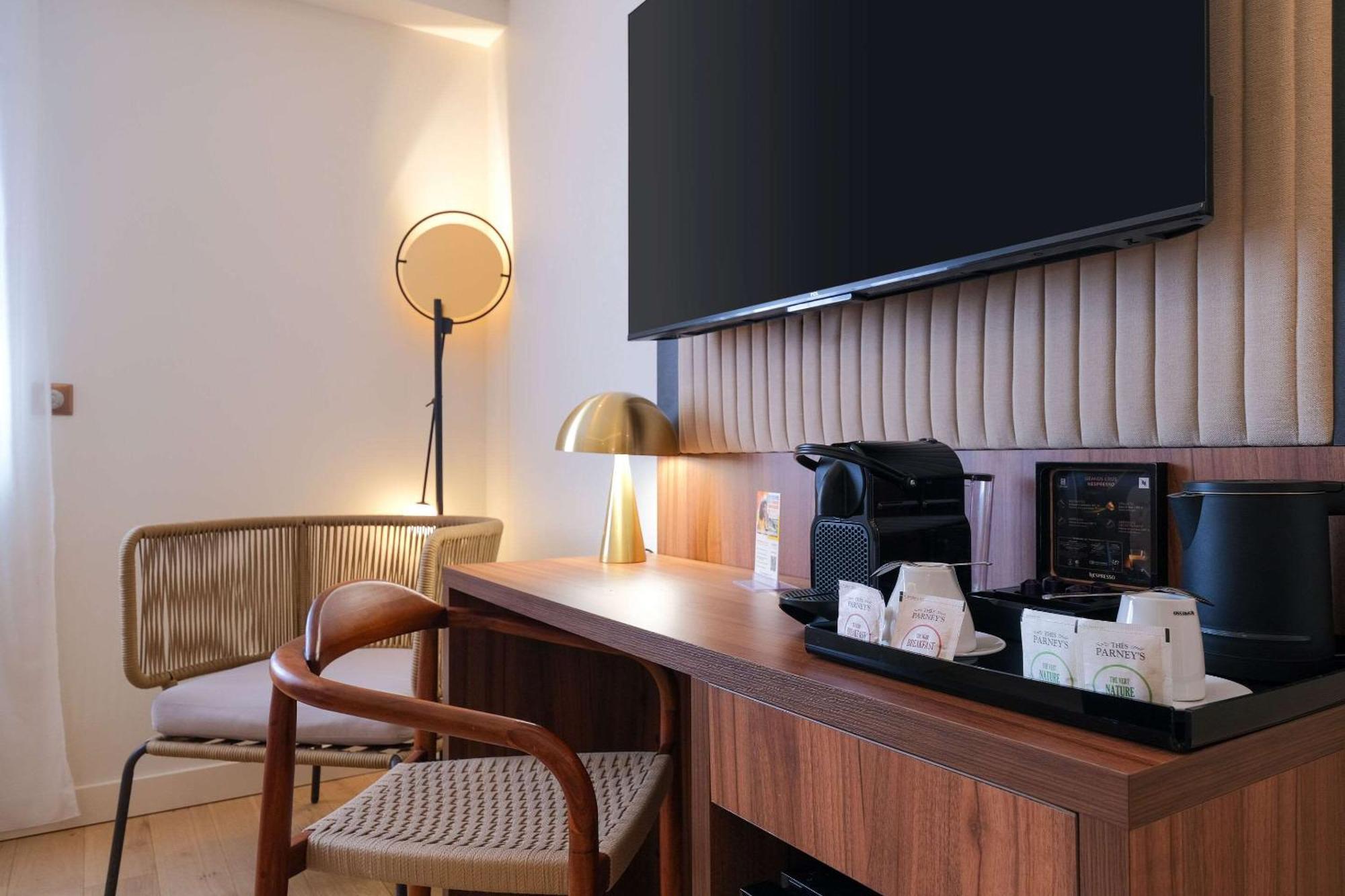Zenitude Hotel La Valadiere, Ascend Hotel Collection Juvignac Kültér fotó